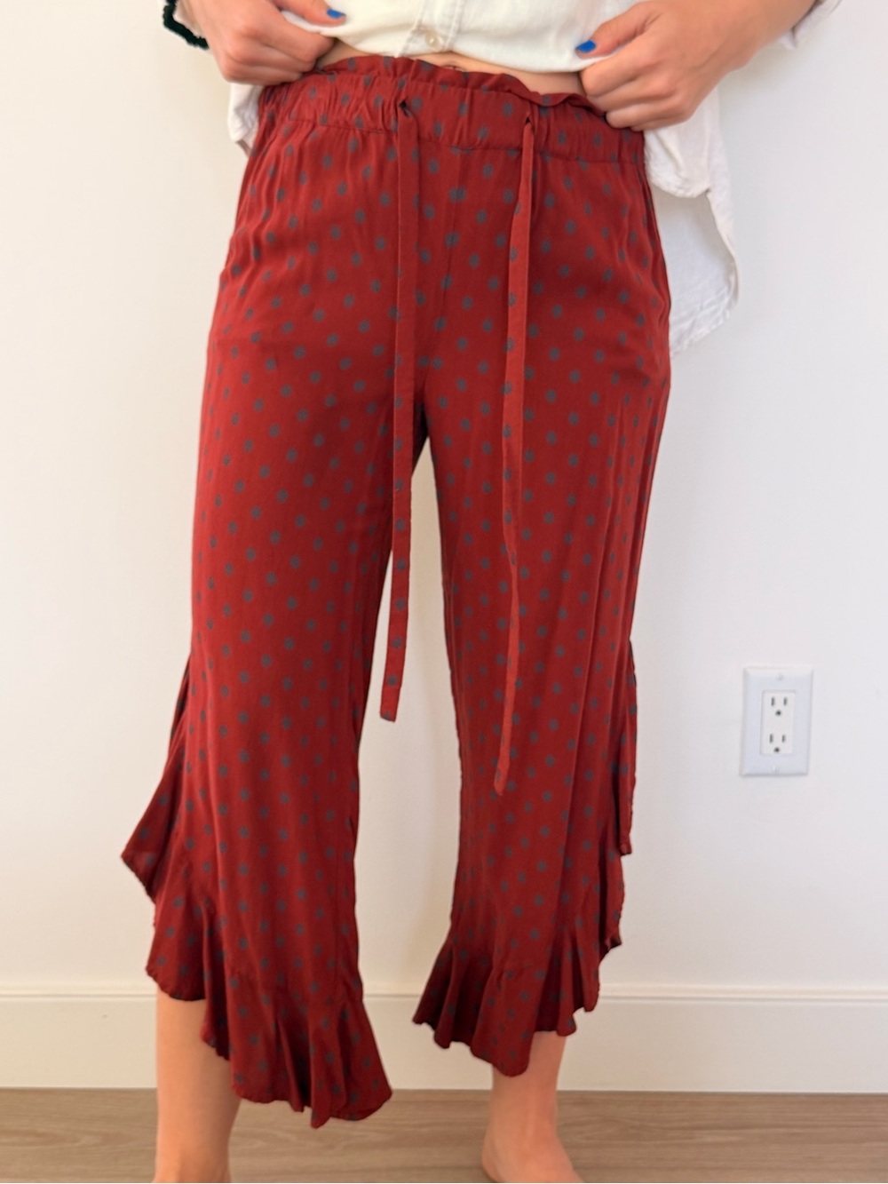 Women's Red Wide-Leg Cropped Pants